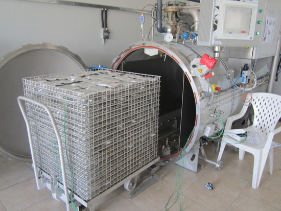 Autoclave Pilote for rental